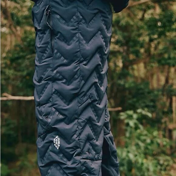 Free People Movement Gettin Lost Packable Pants Primaloft Puffer Black New NWT - Picture 5 of 10